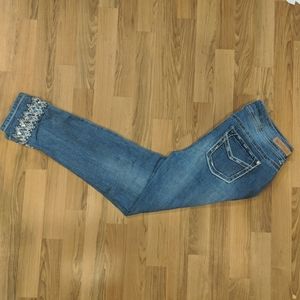 Wallflower Sequins Accented Distressed Skinn Jeans